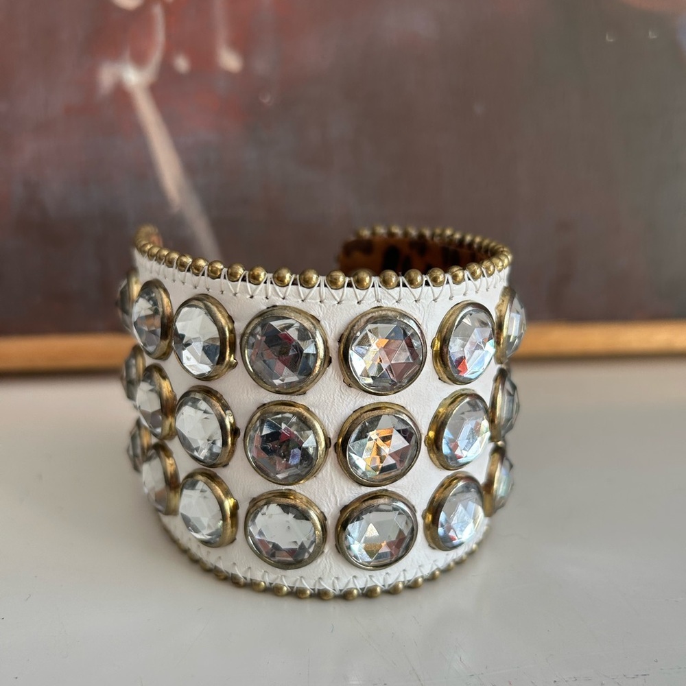 Betsey Johnson Gold and White Bracelet